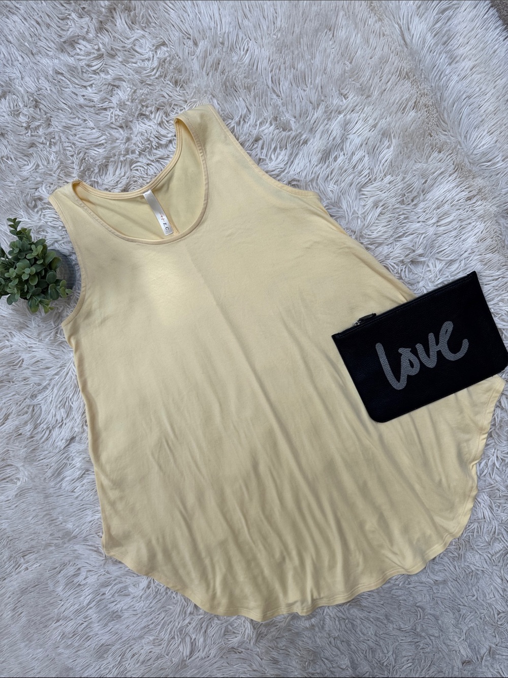 E.C.  Flowy Tank Top 💗 Yellow